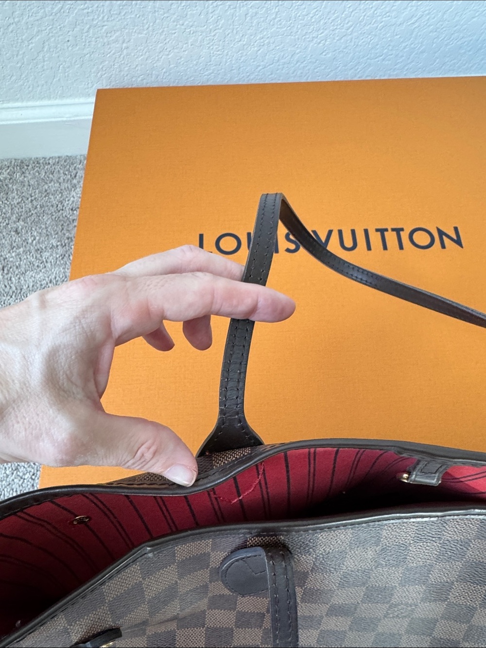 Authentic Louis Vuitton Neverfull MM - Picture 14 of 17